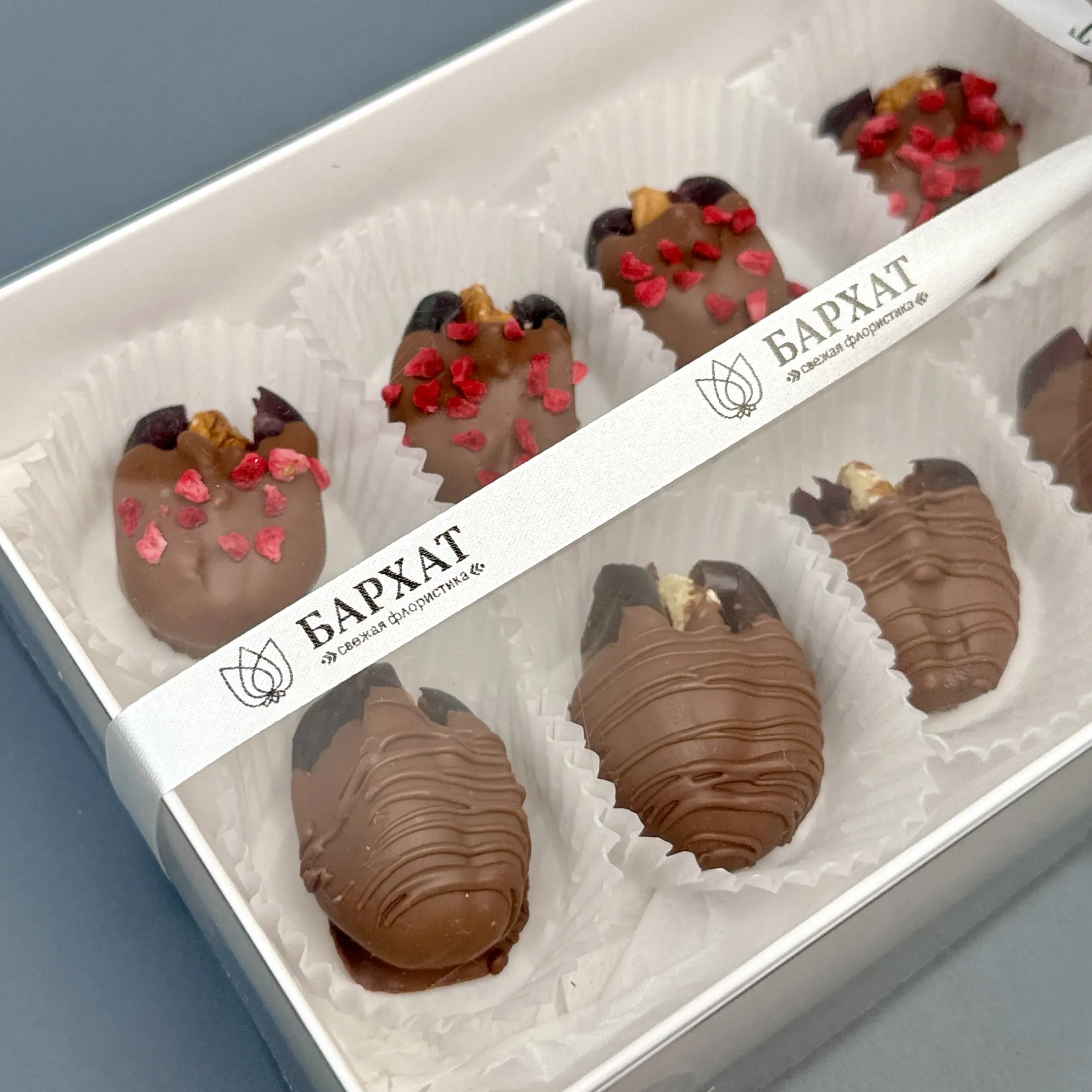 Букет Финики в шоколаде Восточный ларец