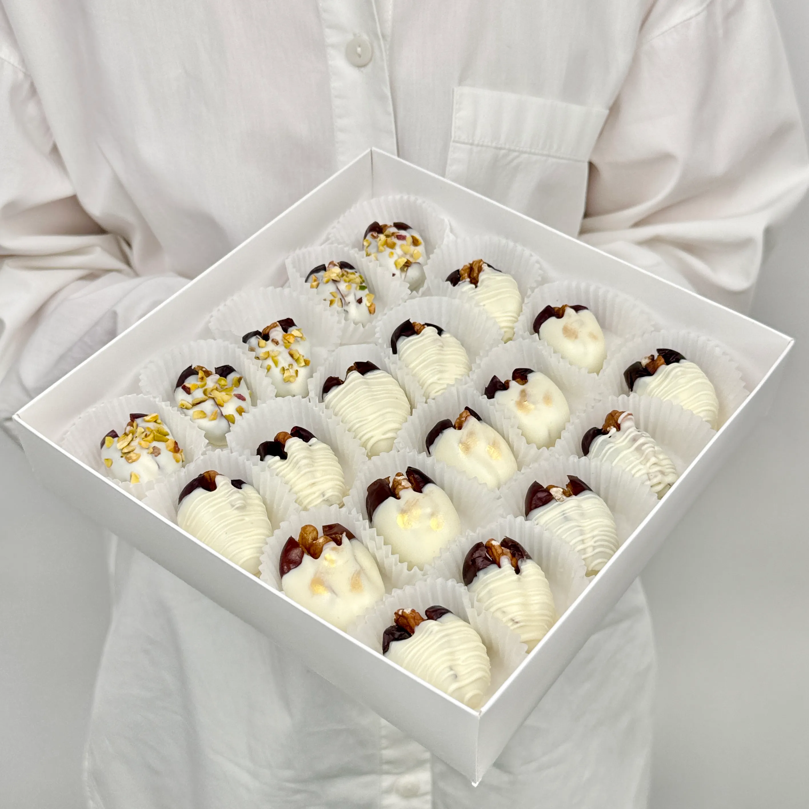 Букет Финики в шоколаде Медовый дворец